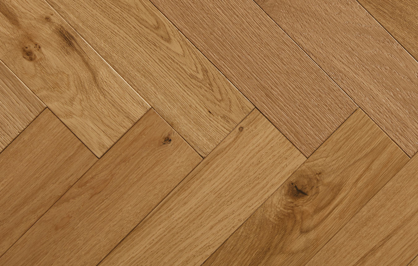 Almond Narrow Herringbone