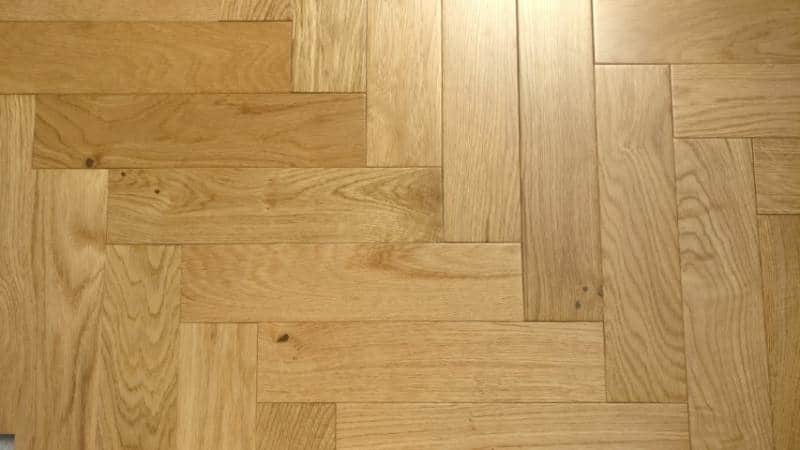 Lacquered Herringbone