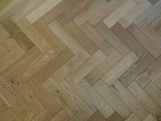 18x80x300mm Natural Lacquered Oak Herringbone Flooring