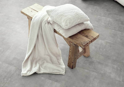 Luvanto Click+ New Concrete