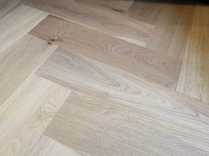 Invisible Click Engineered Oak Herringbone Flooring