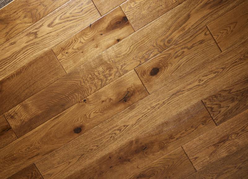 18x150mm Lacquered French Oak Wood Flooring