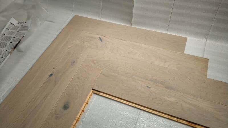 14x100x600mm White Oak Brushed Matt Lacquered Herringbone