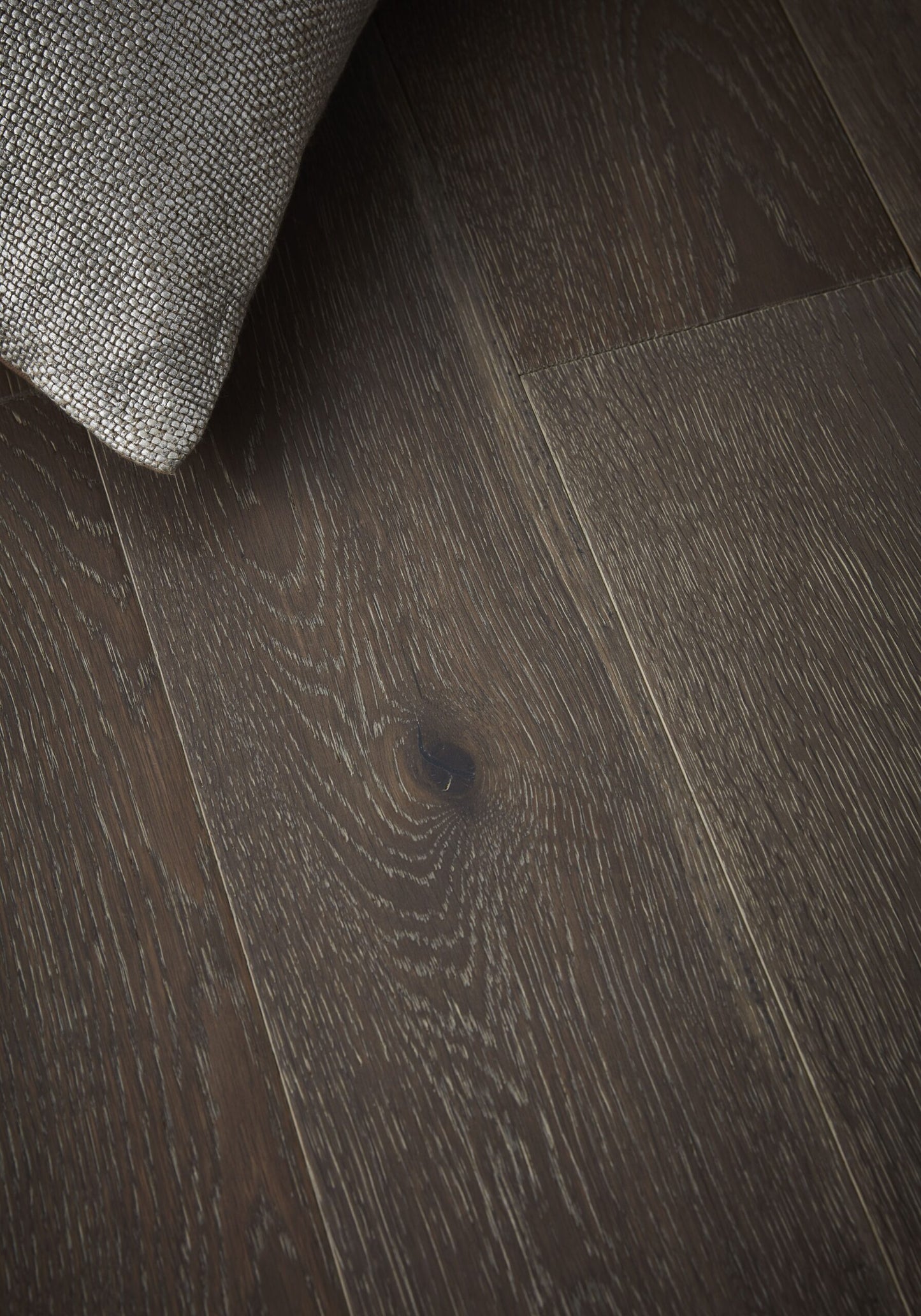 Gulvain Smoked Oak Brushed & Lacquered