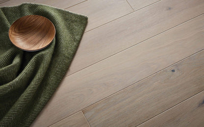Manoa Oak Brushed & Lacquered