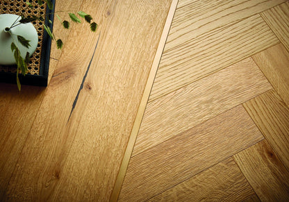 Nanzen Oak Brushed & UV Oiled