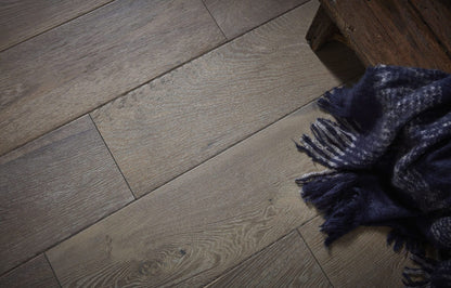 Sandur Oak Brushed & UV Oiled