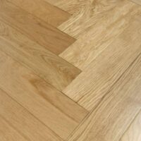 Lacquered Engineered Oak Herringbone Flooring