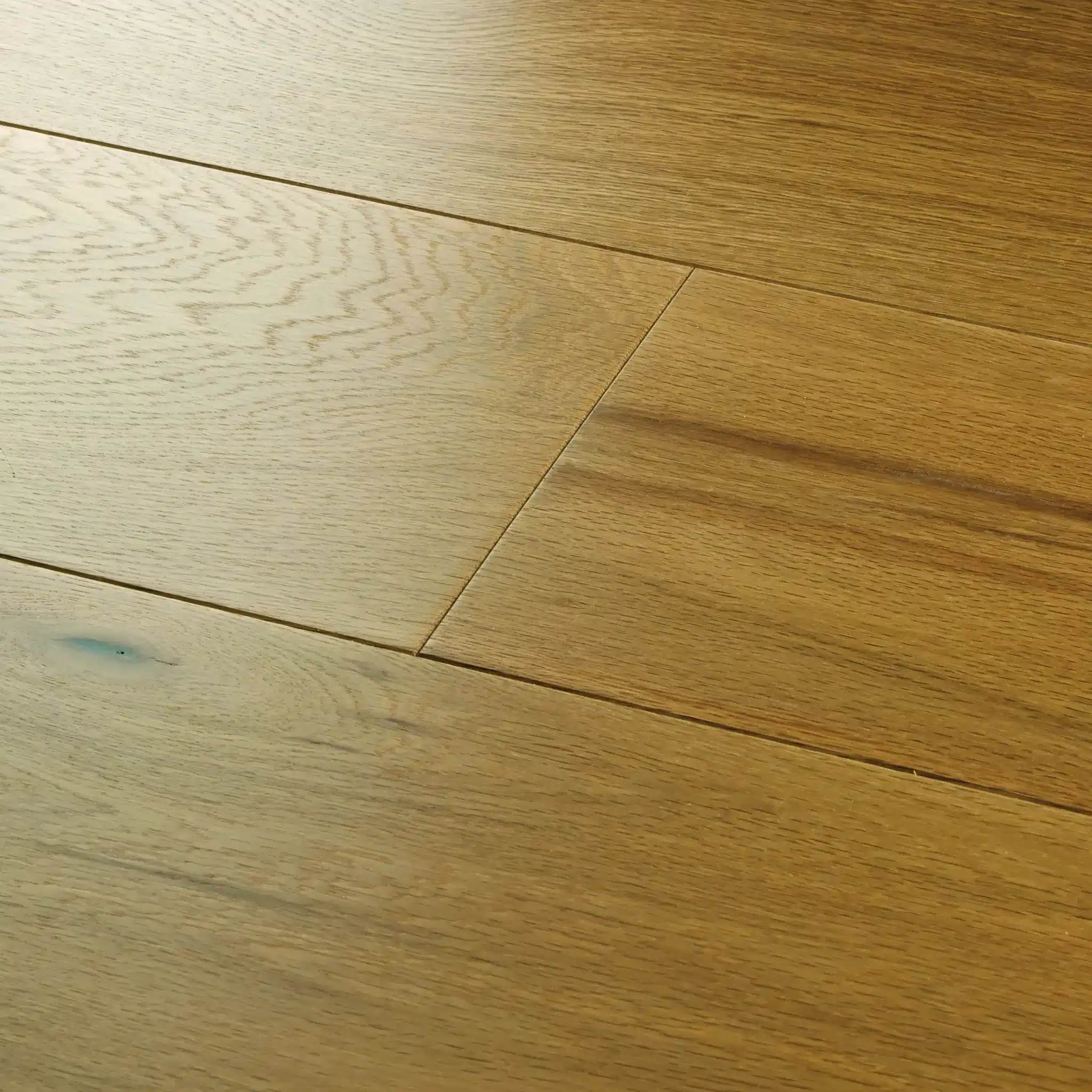 Harlech Rustic Oak Brushed & Lacquered 240mm